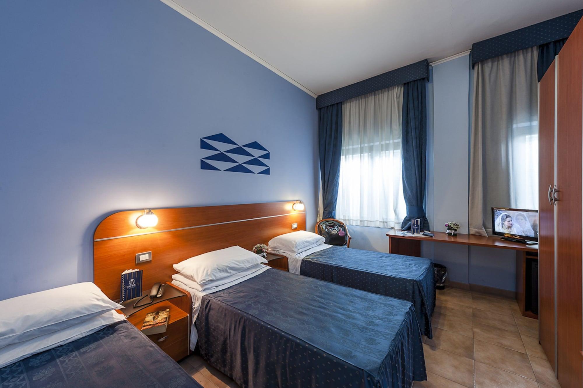Millennium Gold Hotel Неаполь Экстерьер фото
