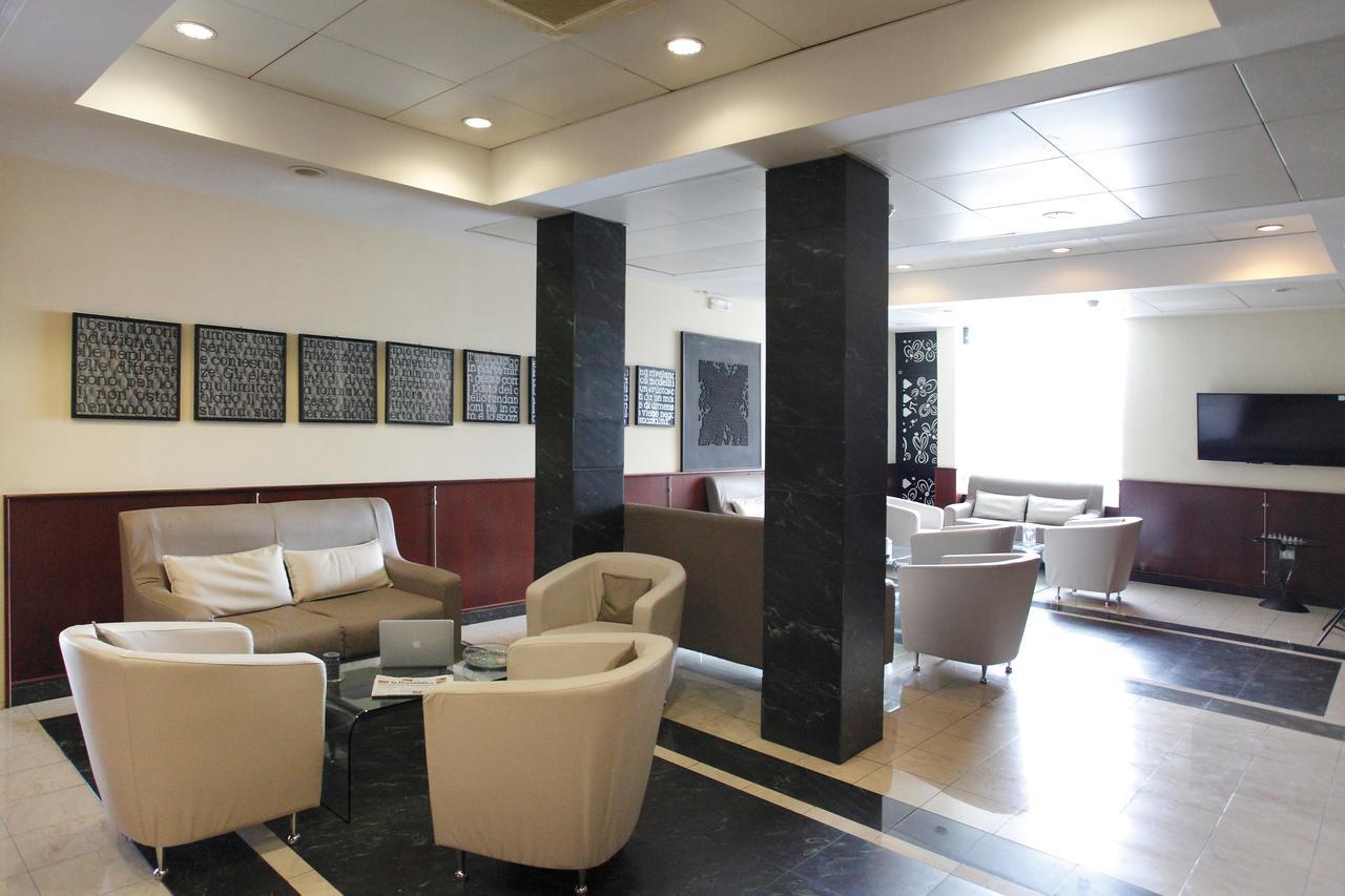 Millennium Gold Hotel Неаполь Экстерьер фото